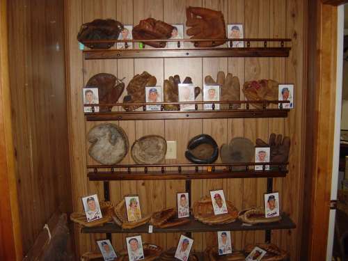 Mike Ellis Display Old 12